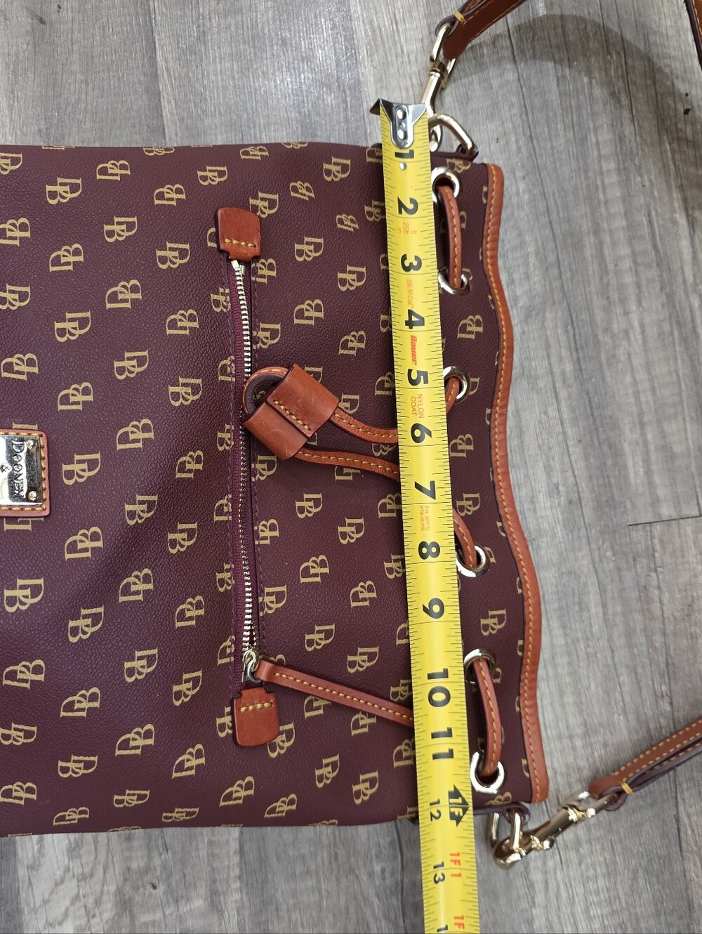 Dooney & Bourke Burgundy Monogram Y2K Logo Drawstring Shoulder Bucket Bag Luxury - Picture 2 of 16